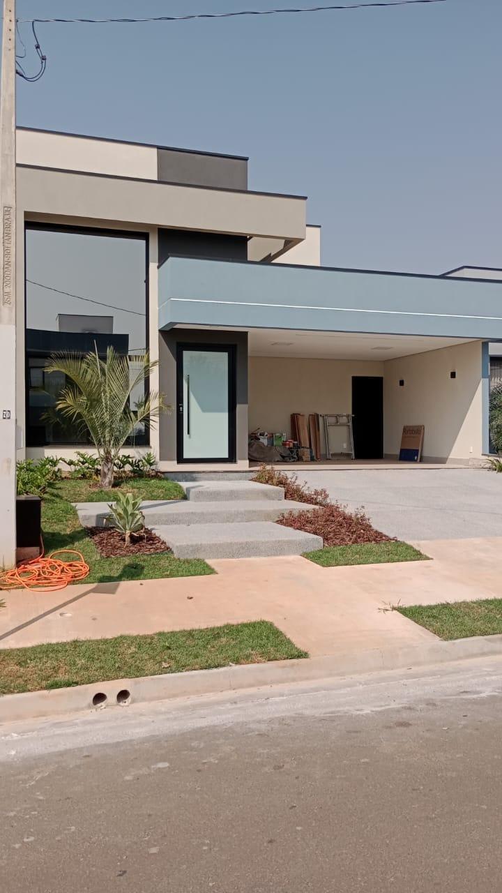 Casa em Condomínio à Venda no Jardim Piemonte