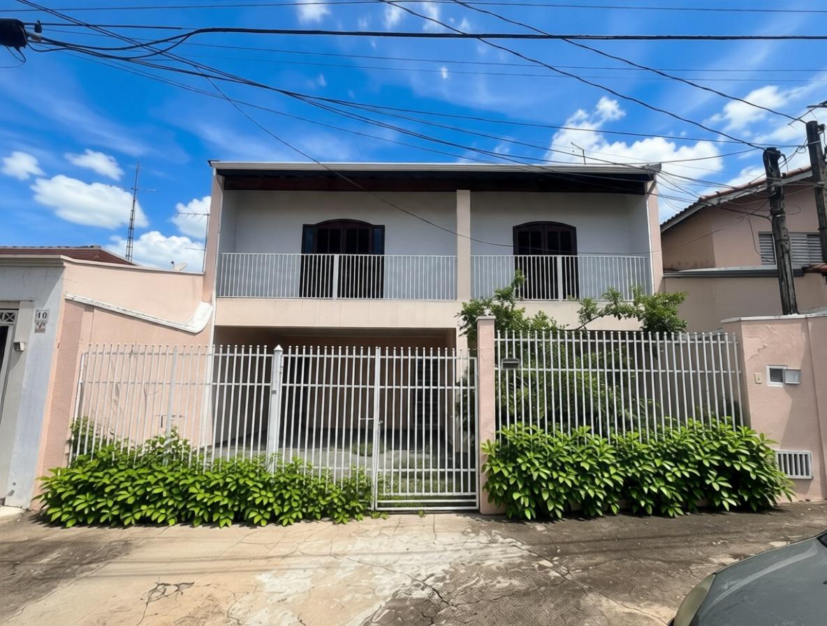 Sobrado à venda no Jardim Itamaracá, Indaiatuba: 4 quartos, 1 suíte e 4 vagas
