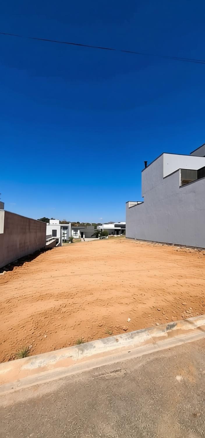 Terreno 300m² à venda no Jardim Laguna, Indaiatuba - condomínio com lazer completo
