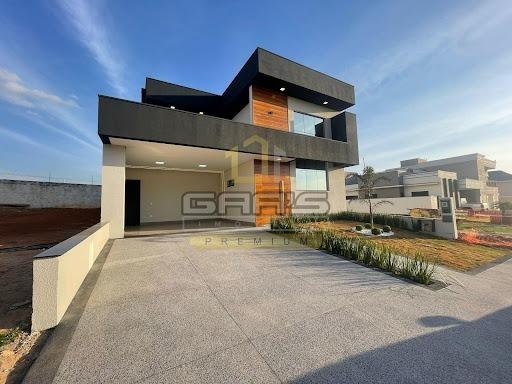 Casa à Venda em Indaiatuba - Jardim Dona Lucilla