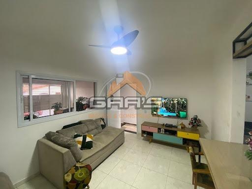 Casa à Venda em Indaiatuba - Jardim Maria Helena